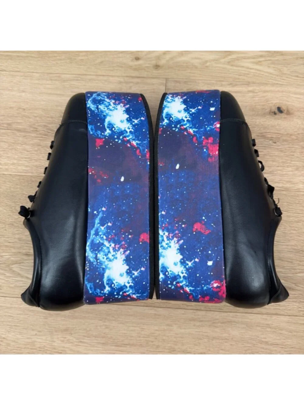 Hot Topic Womens Platform Sneakers Size 9 Black Galaxy Cosmic Print Sole Goth